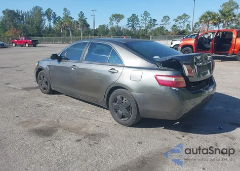 2007 Toyota Camry Le z USA, uszkodzony, nr VIN 4T1BE46K47U697360